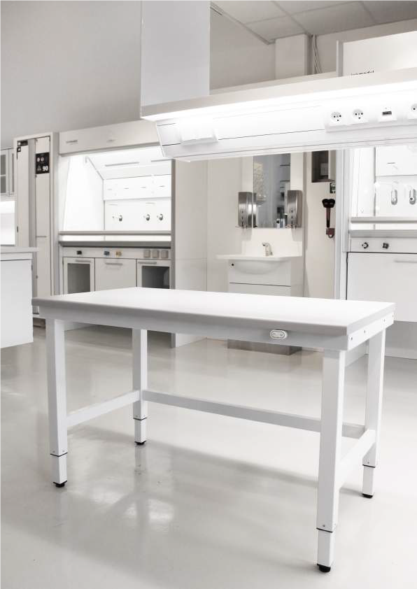 LAB Height Adjustable Table 